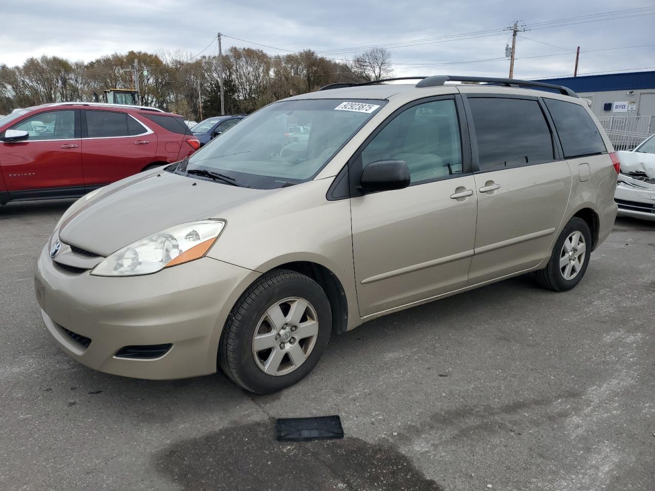 TOYOTA SIENNA CE