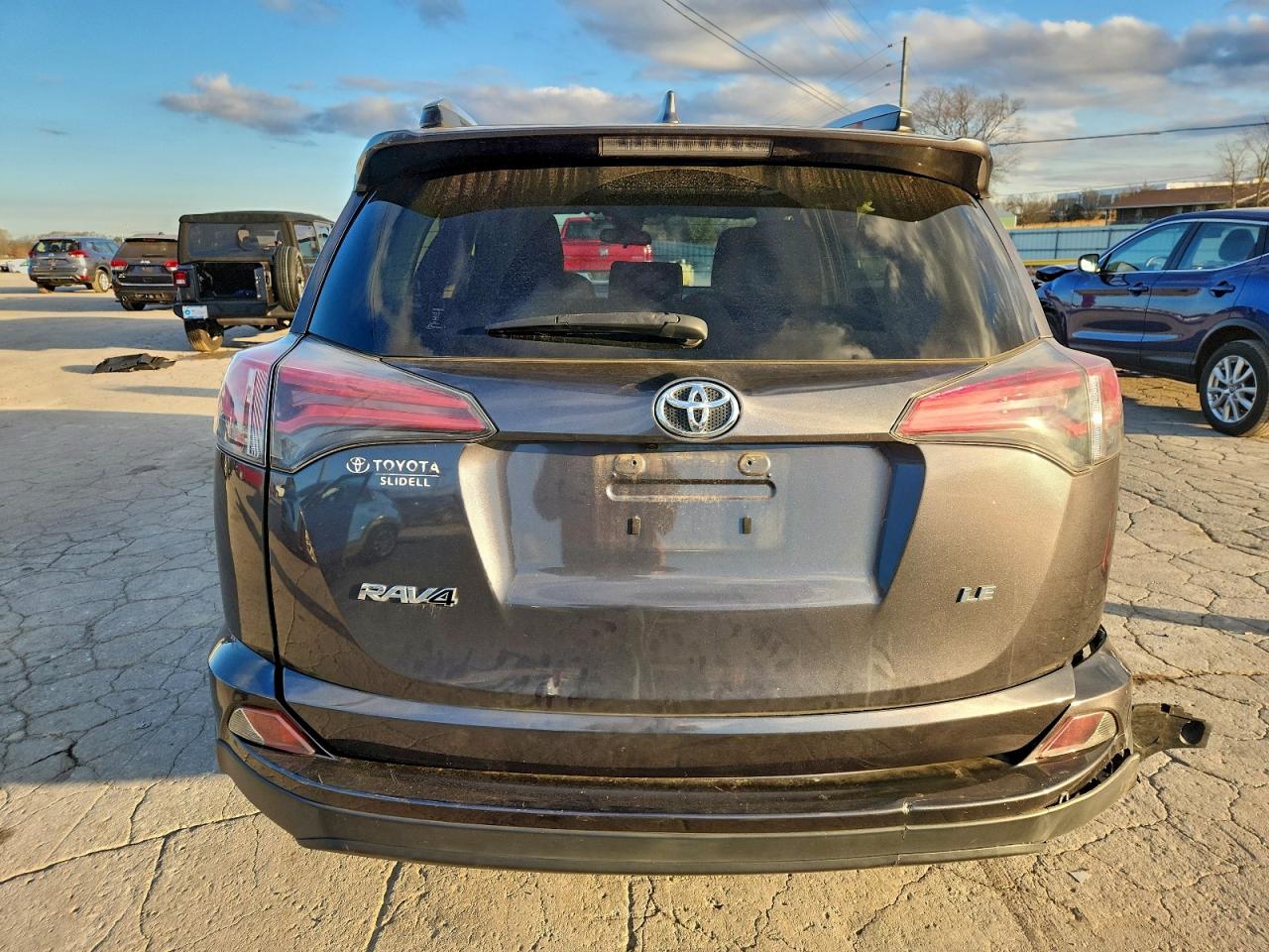 TOYOTA RAV4 LE