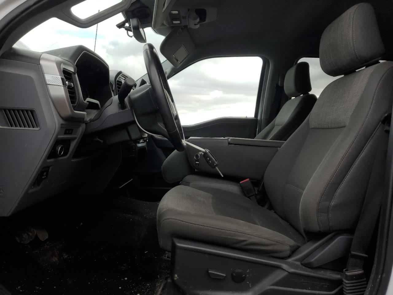 FORD F-150 SUPERCREW