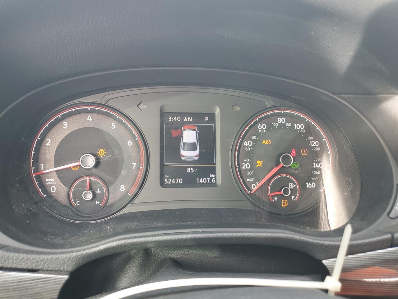 VOLKSWAGEN PASSAT R-LINE