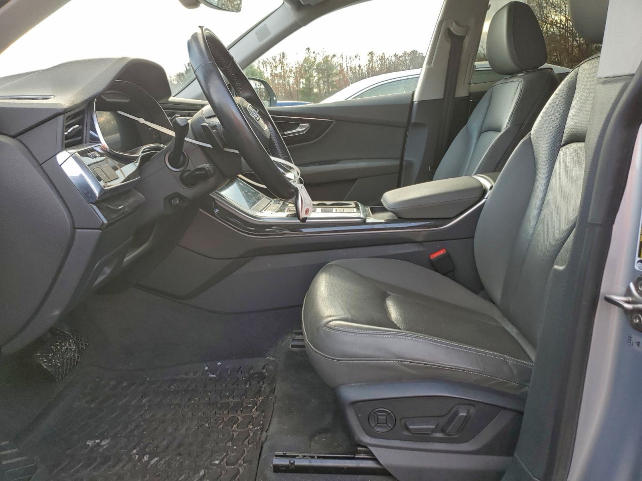 AUDI Q8 PREMIUM PLUS