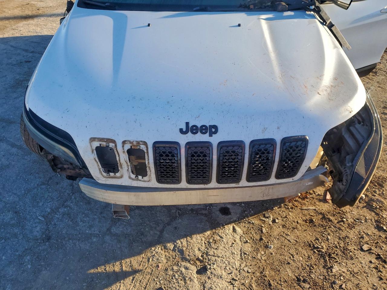 JEEP GRAND CHEROKEE LATITUDE PLUS