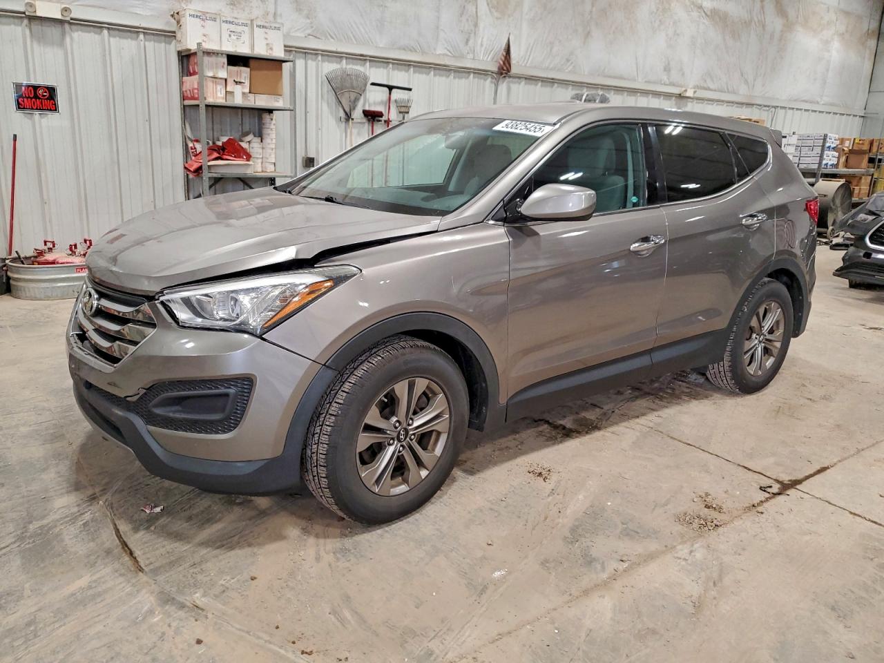 Lot #3304629951 2016 HYUNDAI SANTA FE S