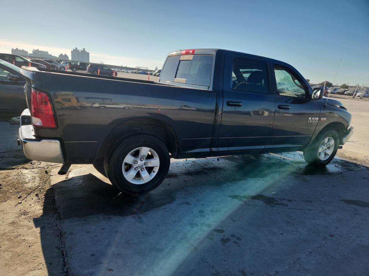 RAM 1500 SLT
