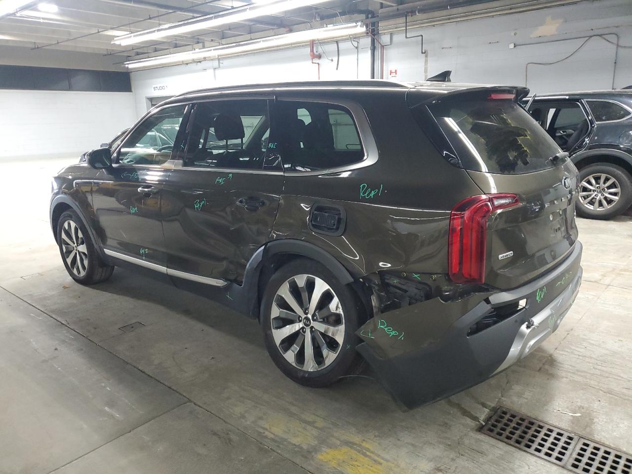 KIA TELLURIDE S