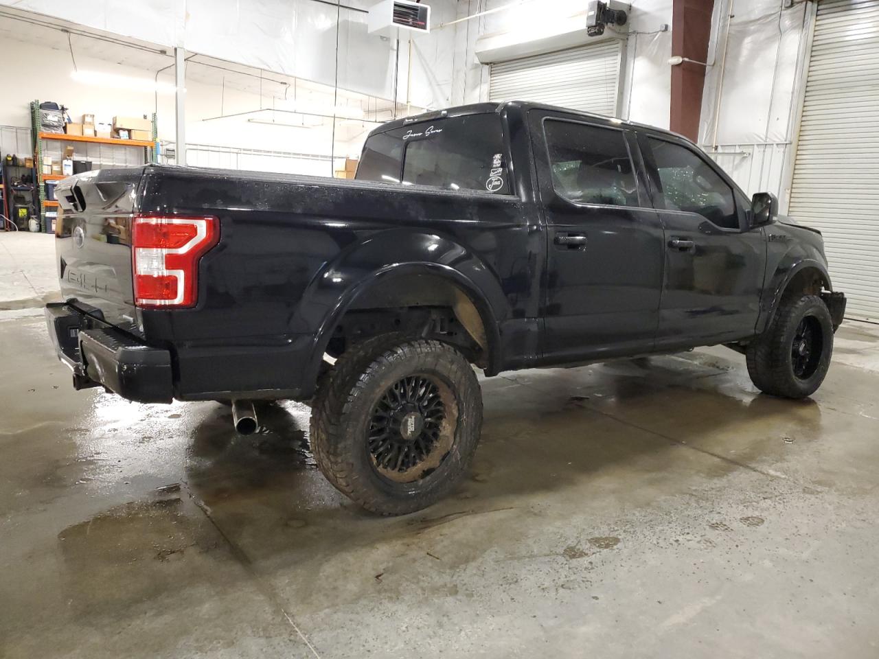 FORD F-150 SUPERCREW