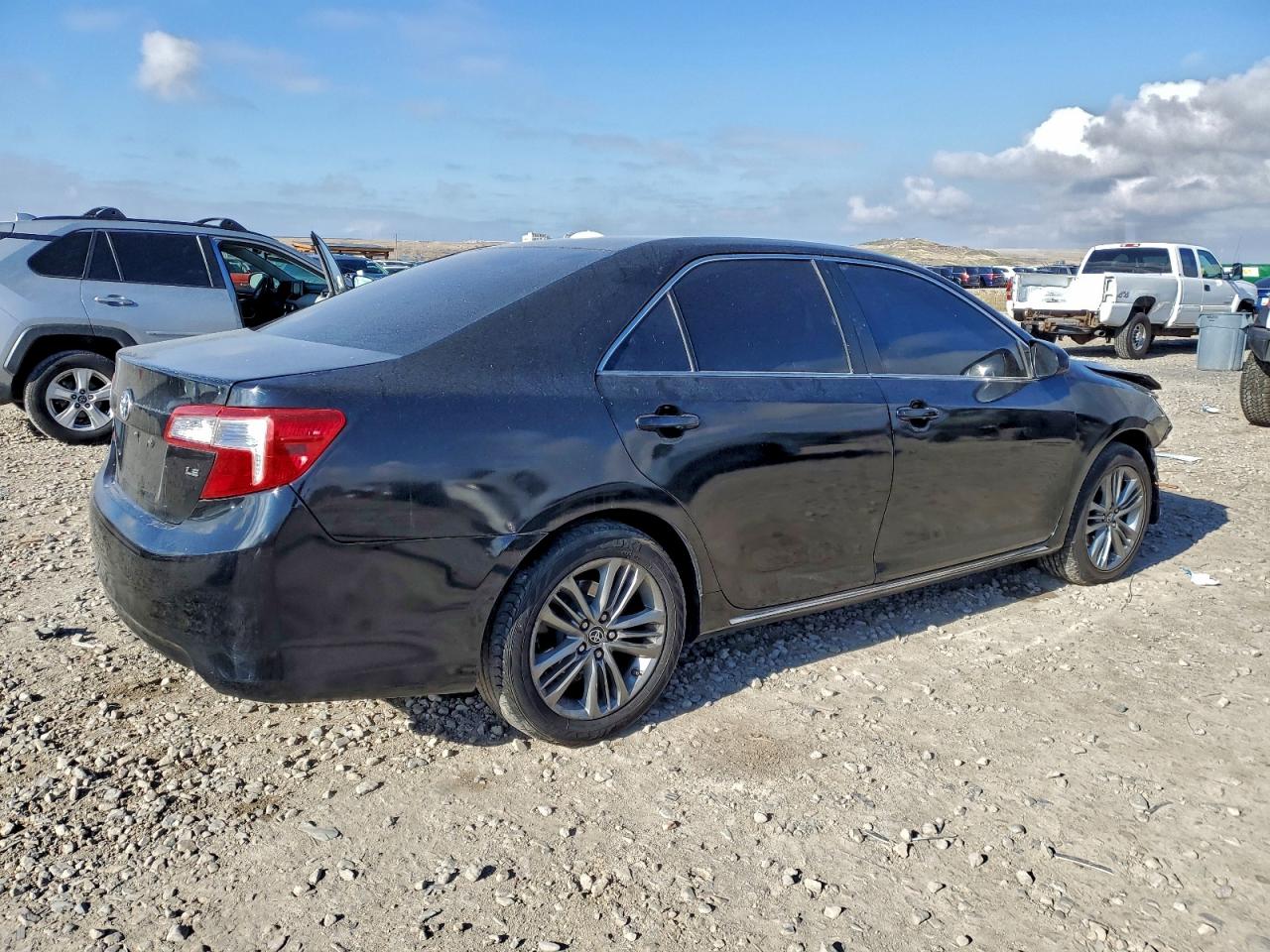 TOYOTA CAMRY L