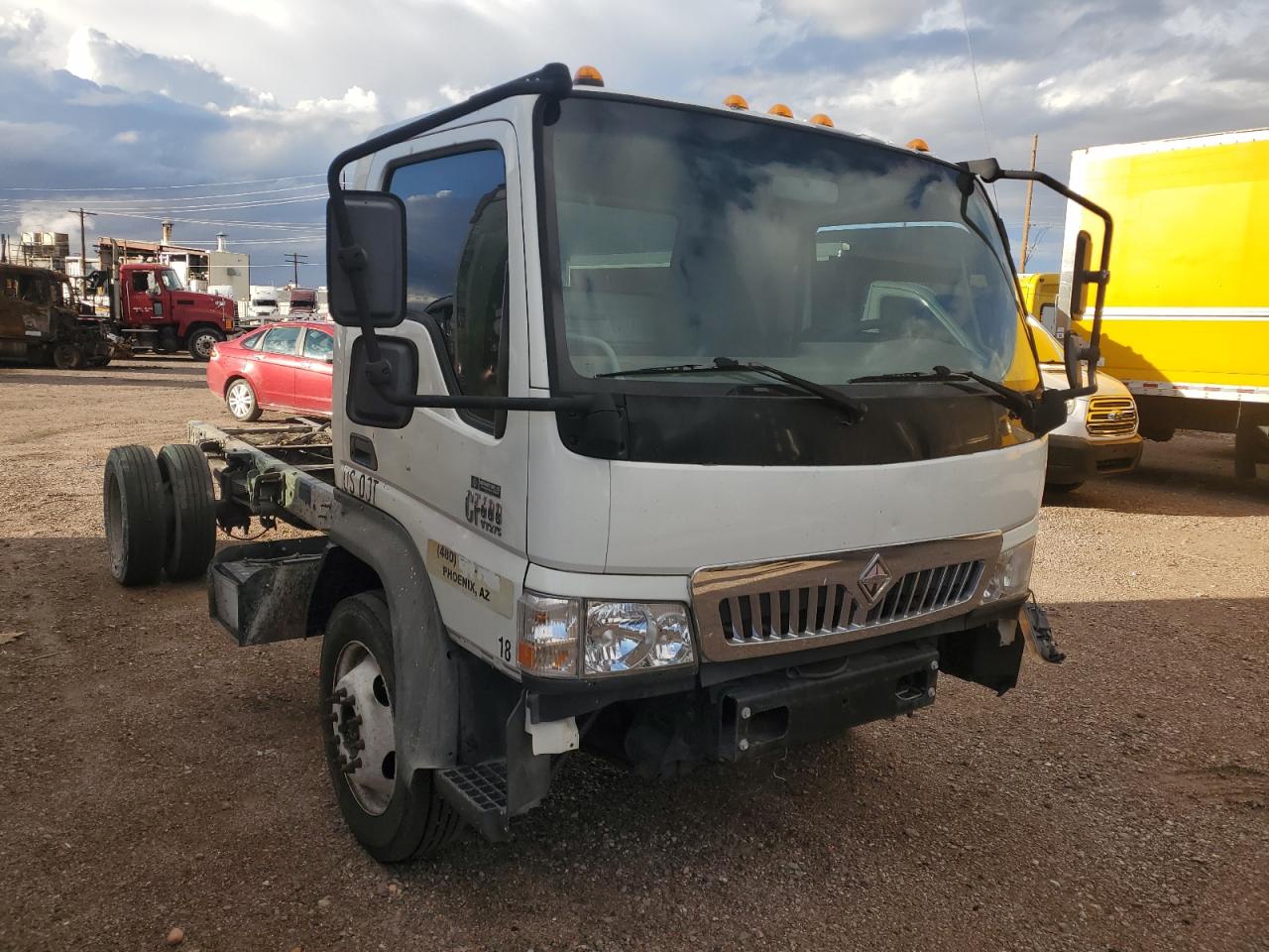 Lot #3294109946 2007 INTERNATIONAL CF 600