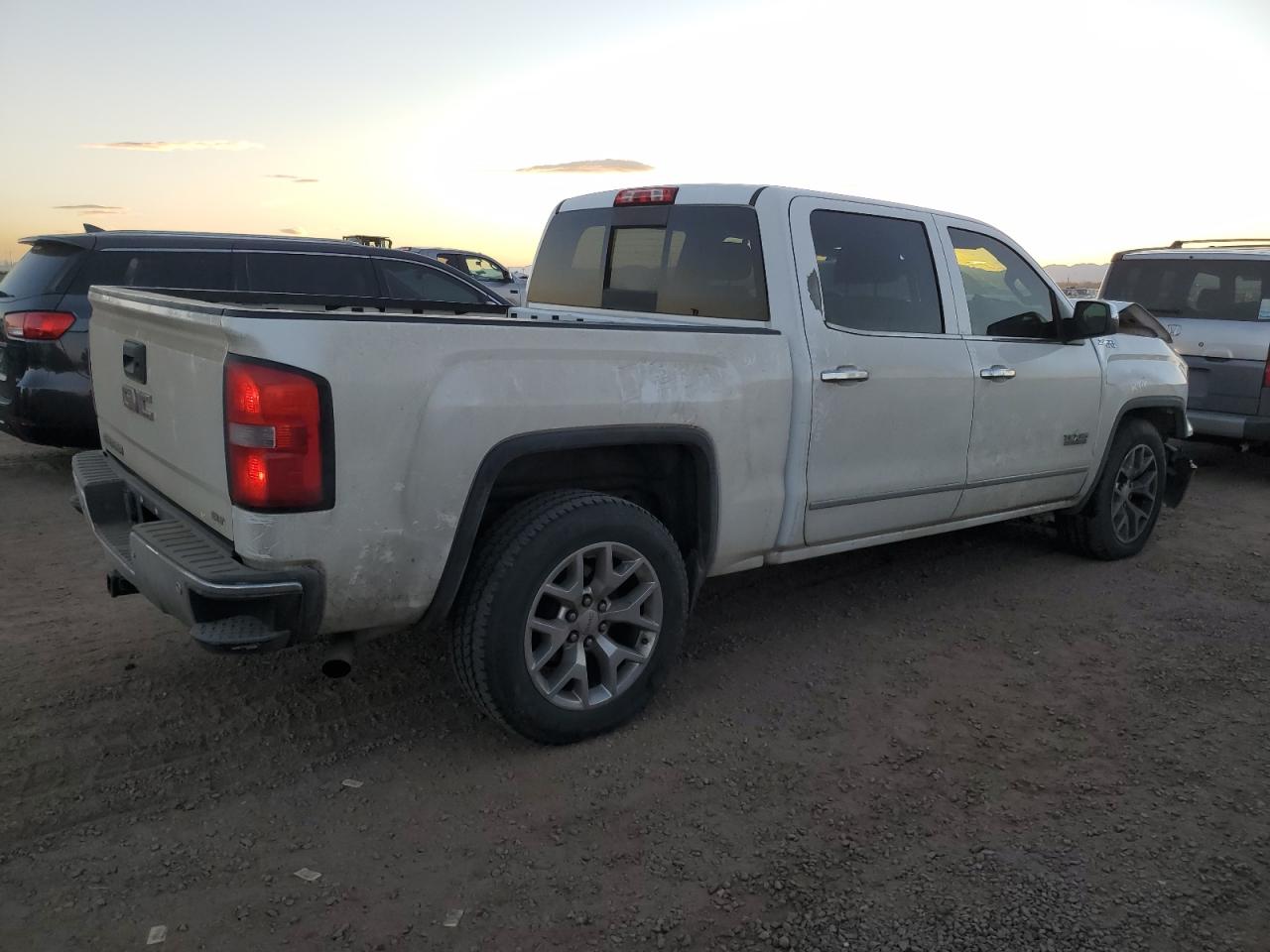 GMC SIERRA K1500 SLT