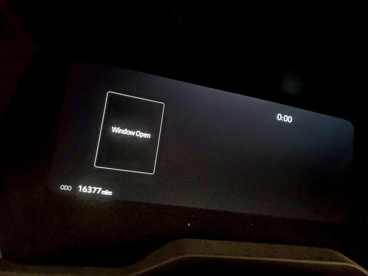 TOYOTA TUNDRA CREWMAX PLATINUM