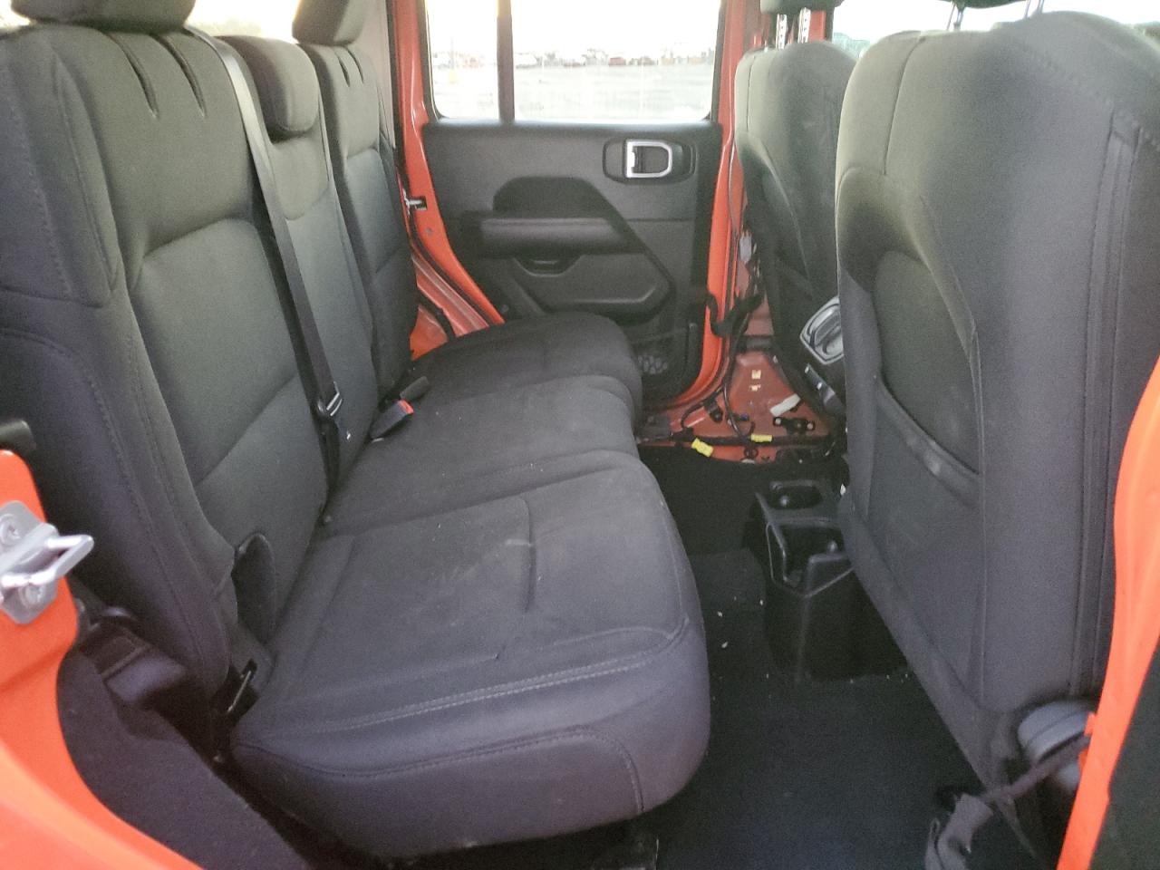 JEEP WRANGLER SAHARA