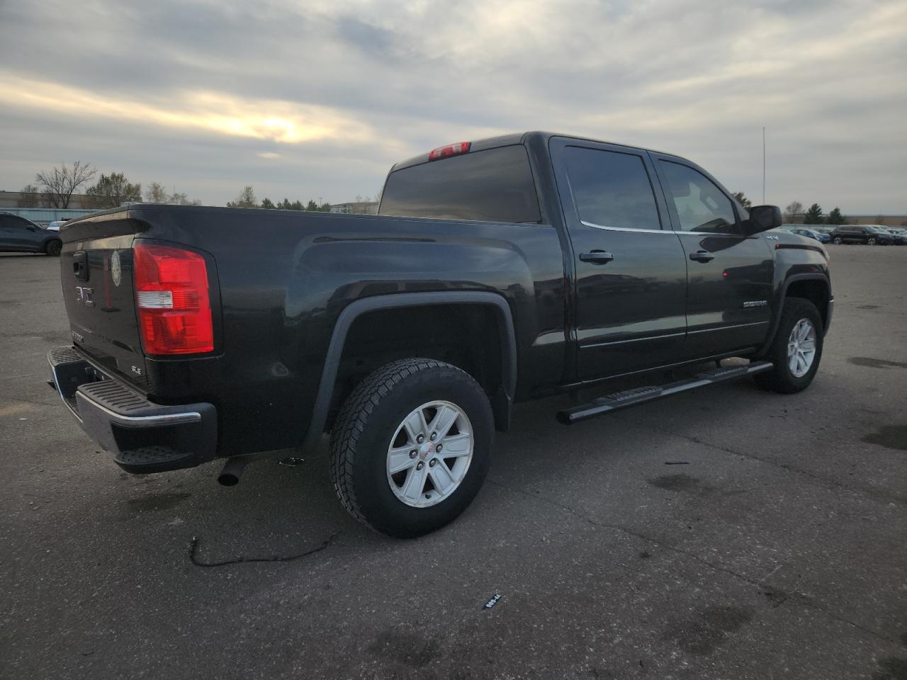 GMC SIERRA K1500 SLE