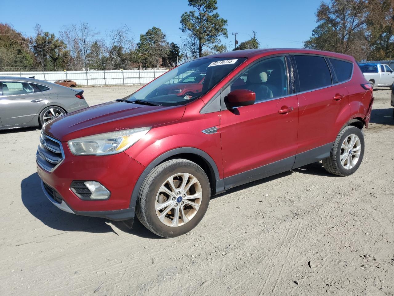 FORD ESCAPE SE