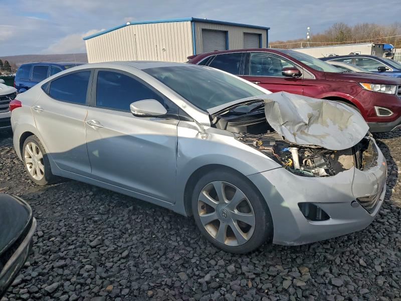 2013 HYUNDAI ELANTRA GL #3298109191