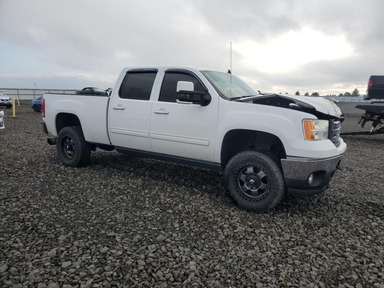 GMC SIERRA K2500 SLT