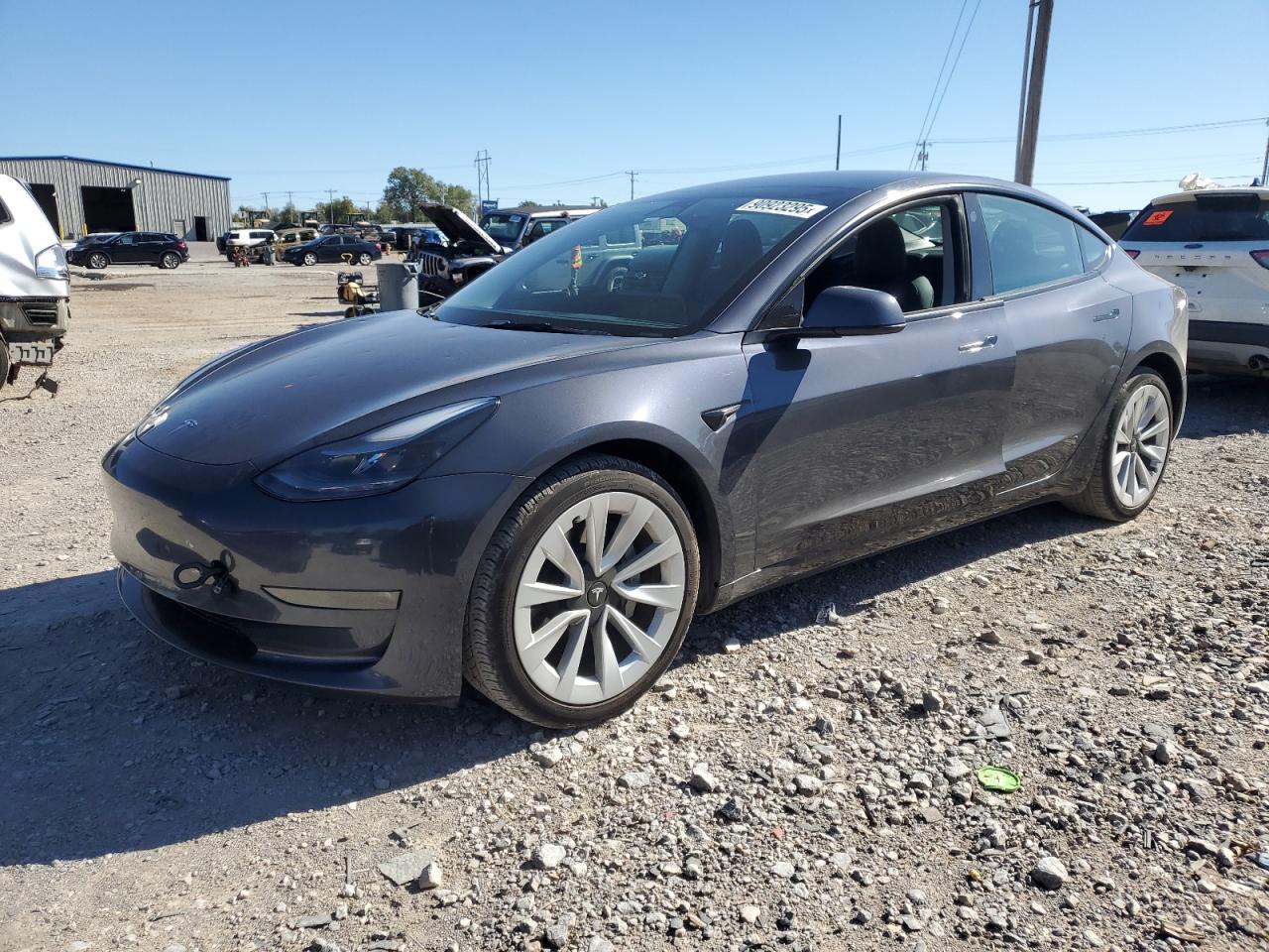 TESLA MODEL 3