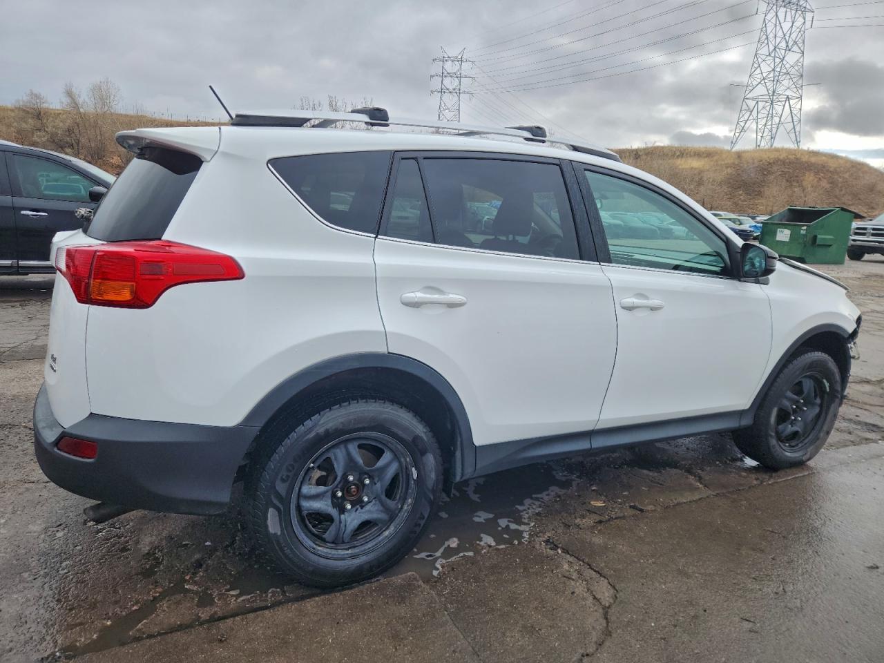 TOYOTA RAV4 LE