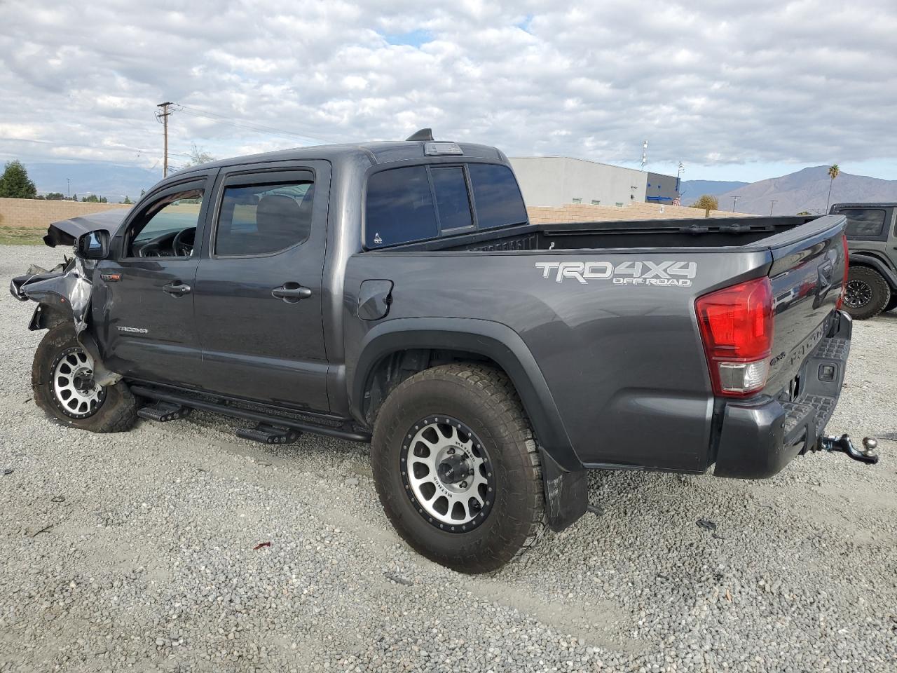 TOYOTA TACOMA DOUBLE CAB