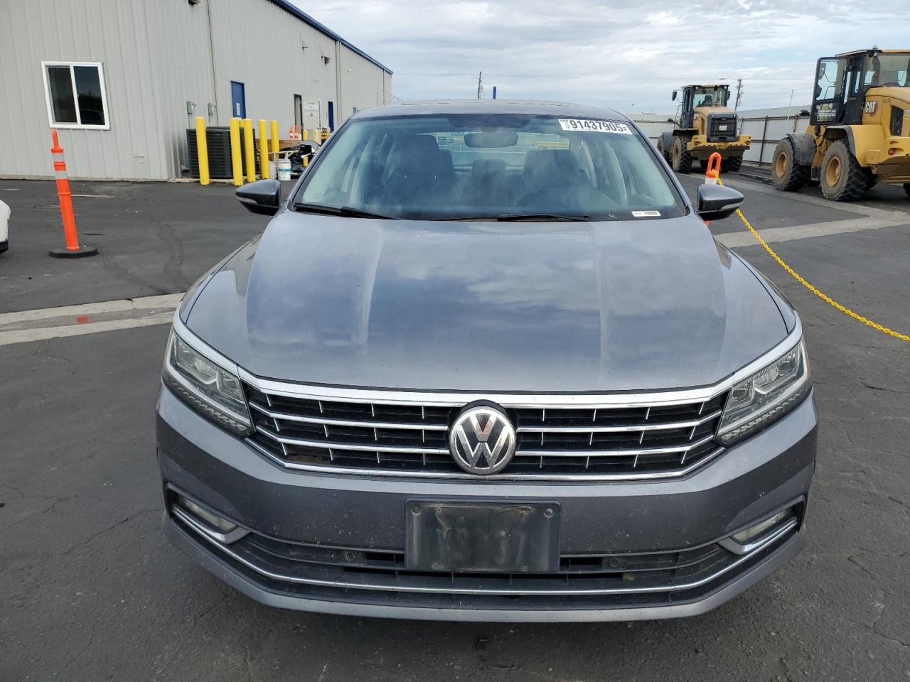 VOLKSWAGEN PASSAT SE