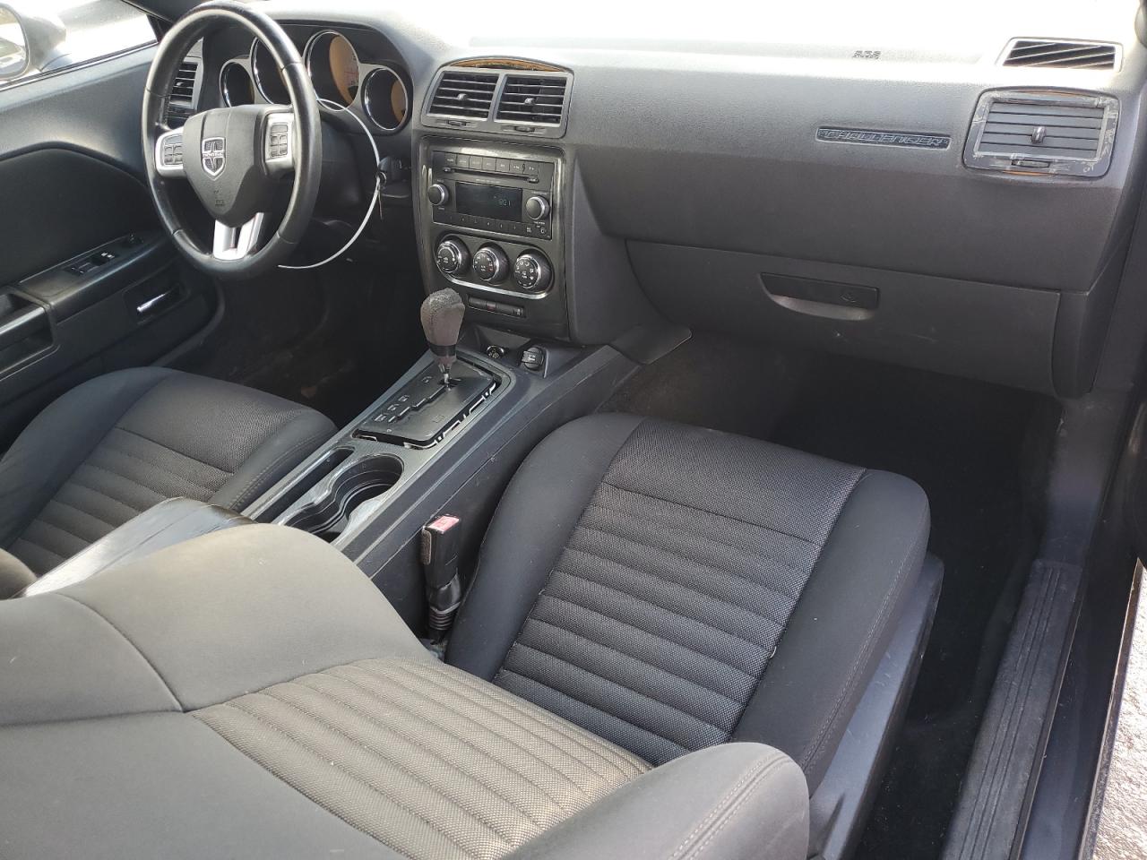 DODGE CHALLENGER SXT