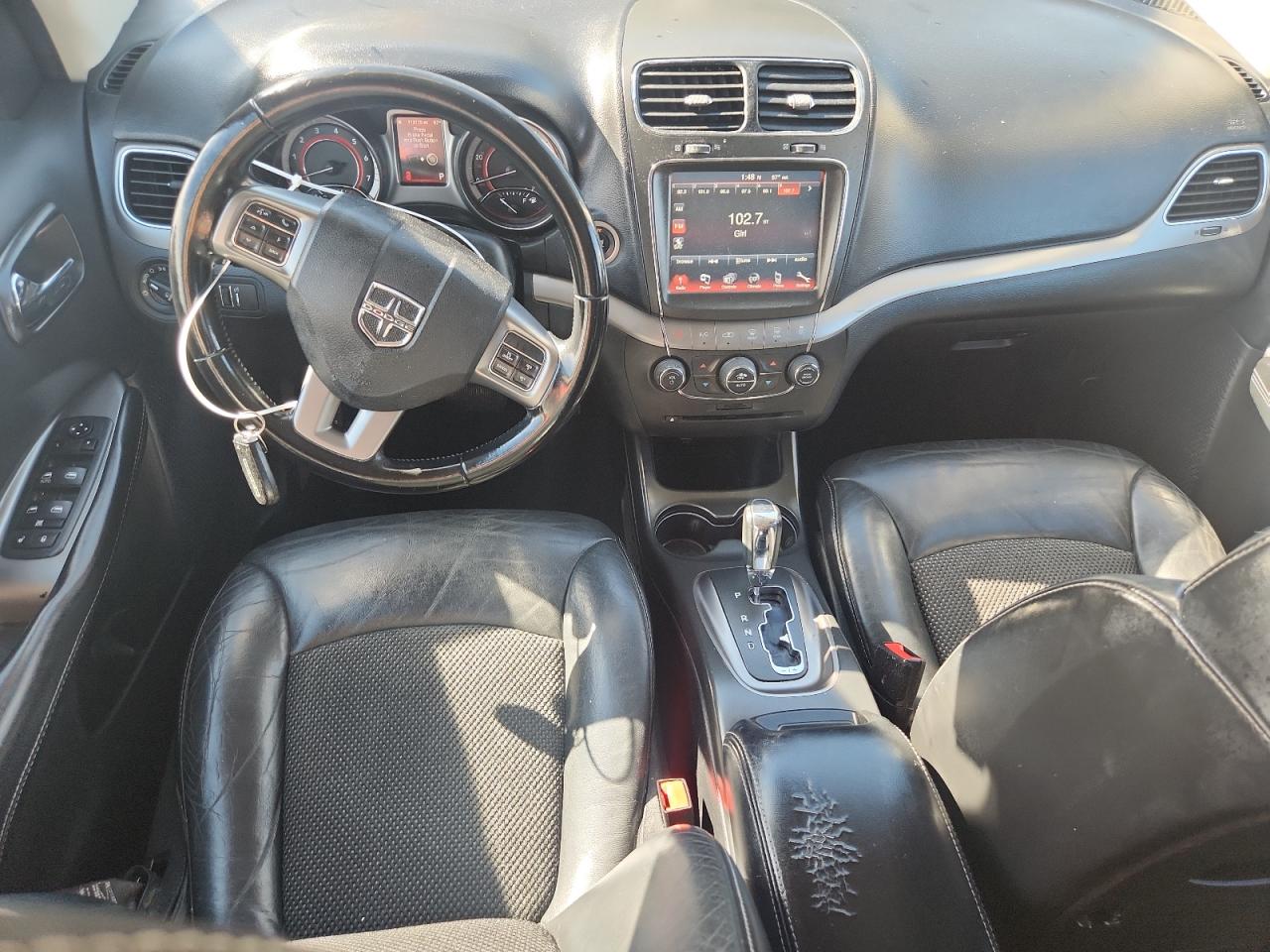 DODGE JOURNEY CROSSROAD