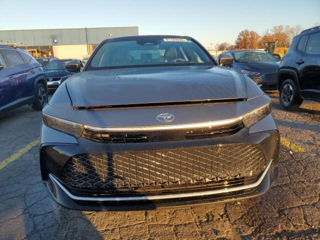 2025 TOYOTA CROWN XLE #3286531182