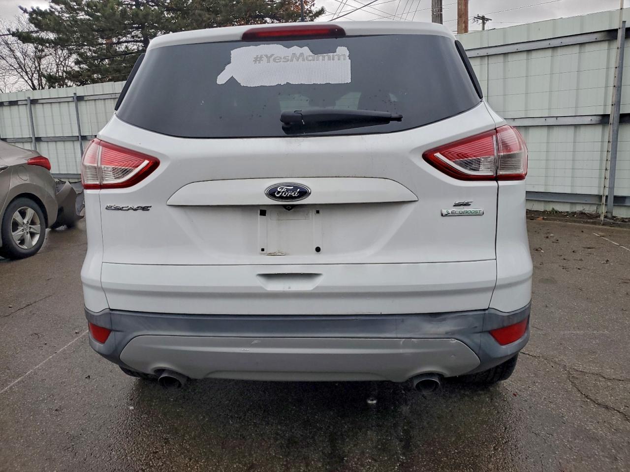 FORD ESCAPE SE