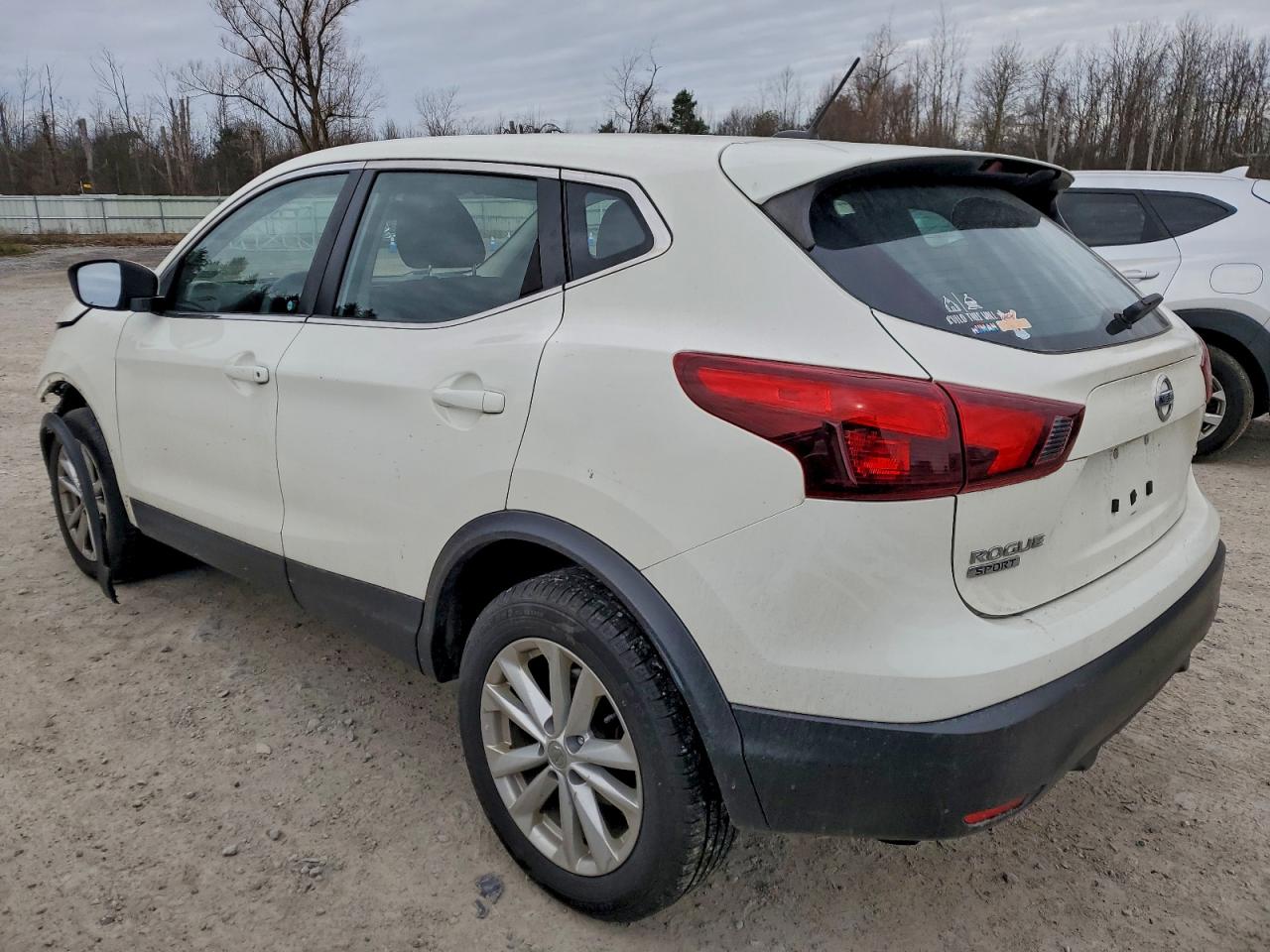 NISSAN ROGUE SPORT S