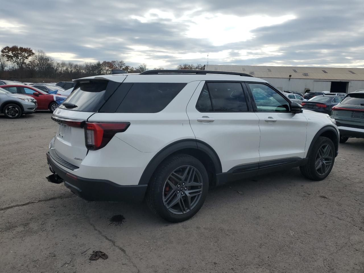 FORD EXPLORER ST-LINE