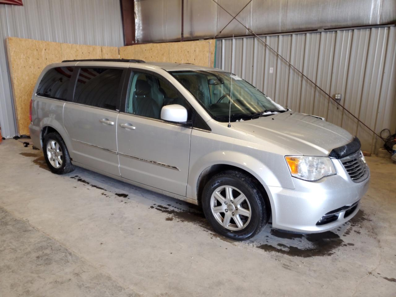 CHRYSLER TOWN & COUNTRY TOURING