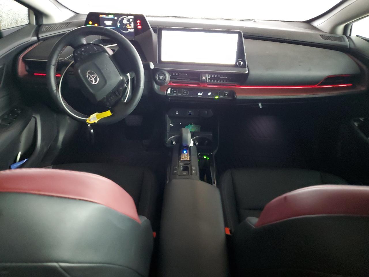 TOYOTA PRIUS PRIME SE