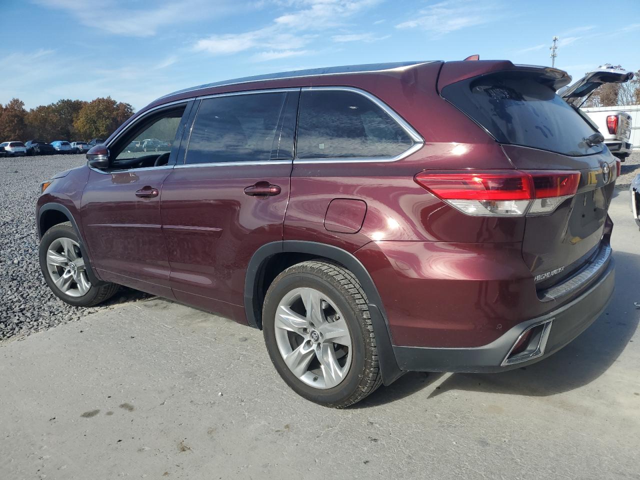 TOYOTA HIGHLANDER LIMITED