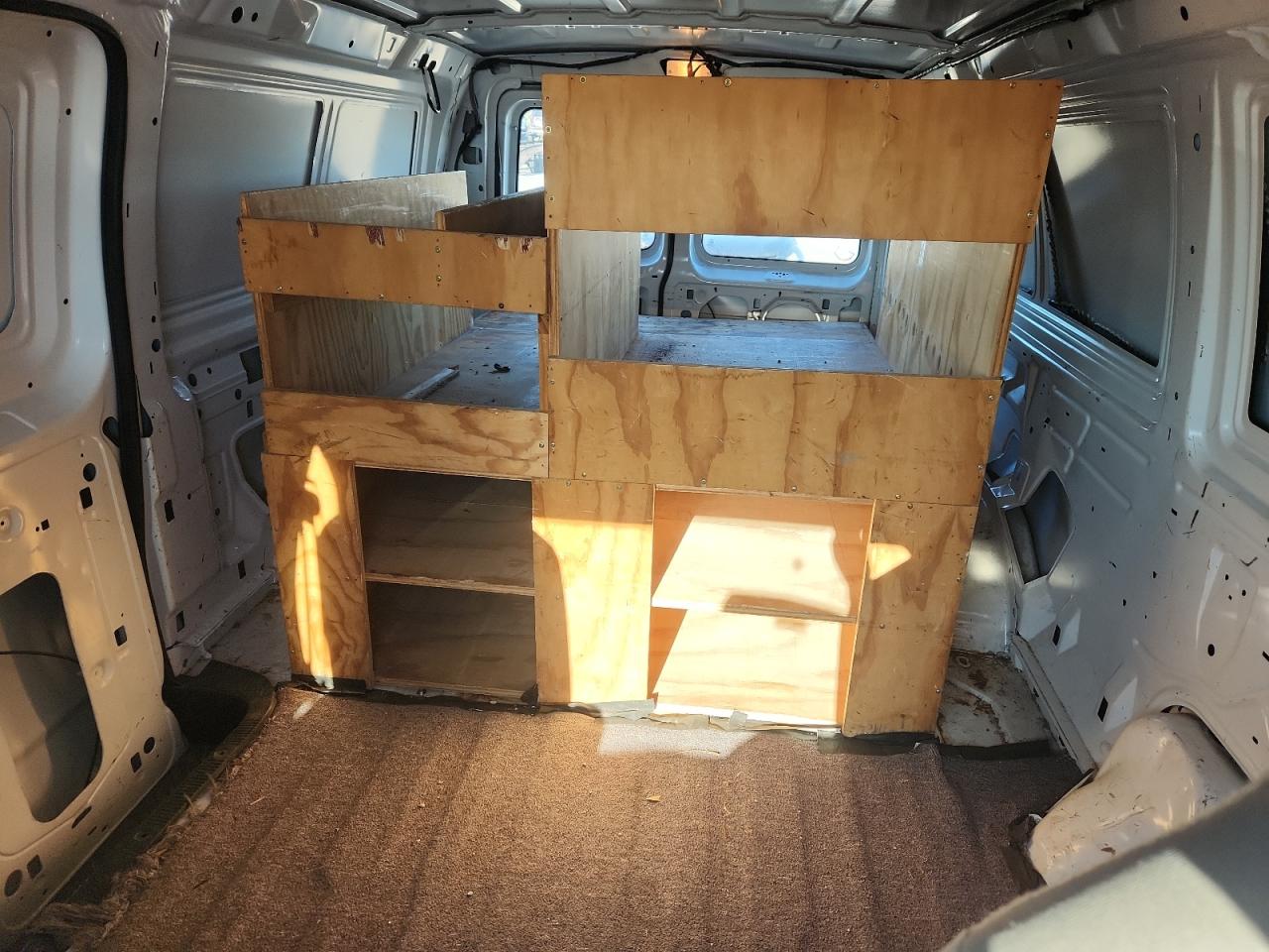 FORD ECONOLINE E150 VAN