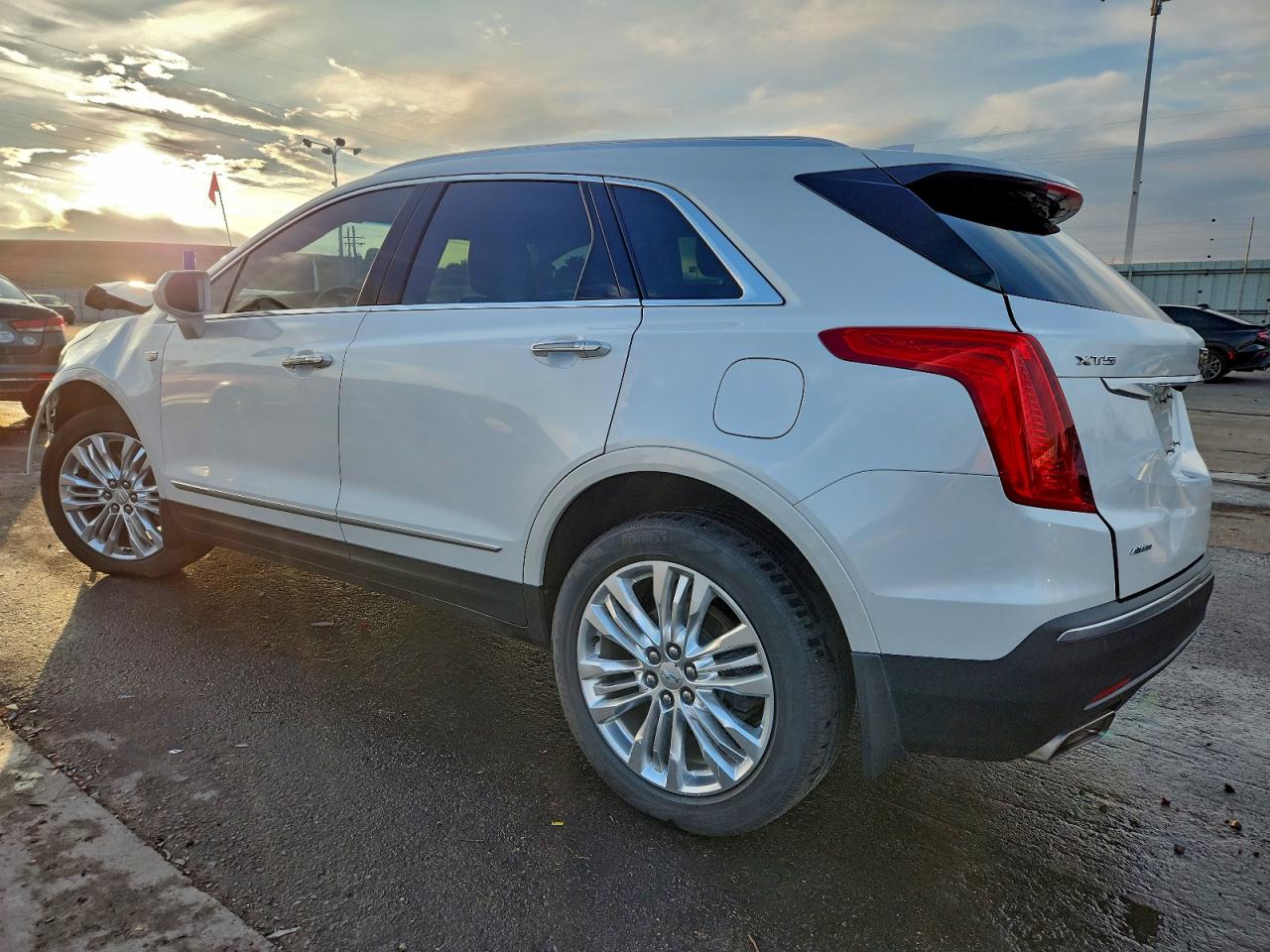 CADILLAC XT5 PREMIUM LUXURY