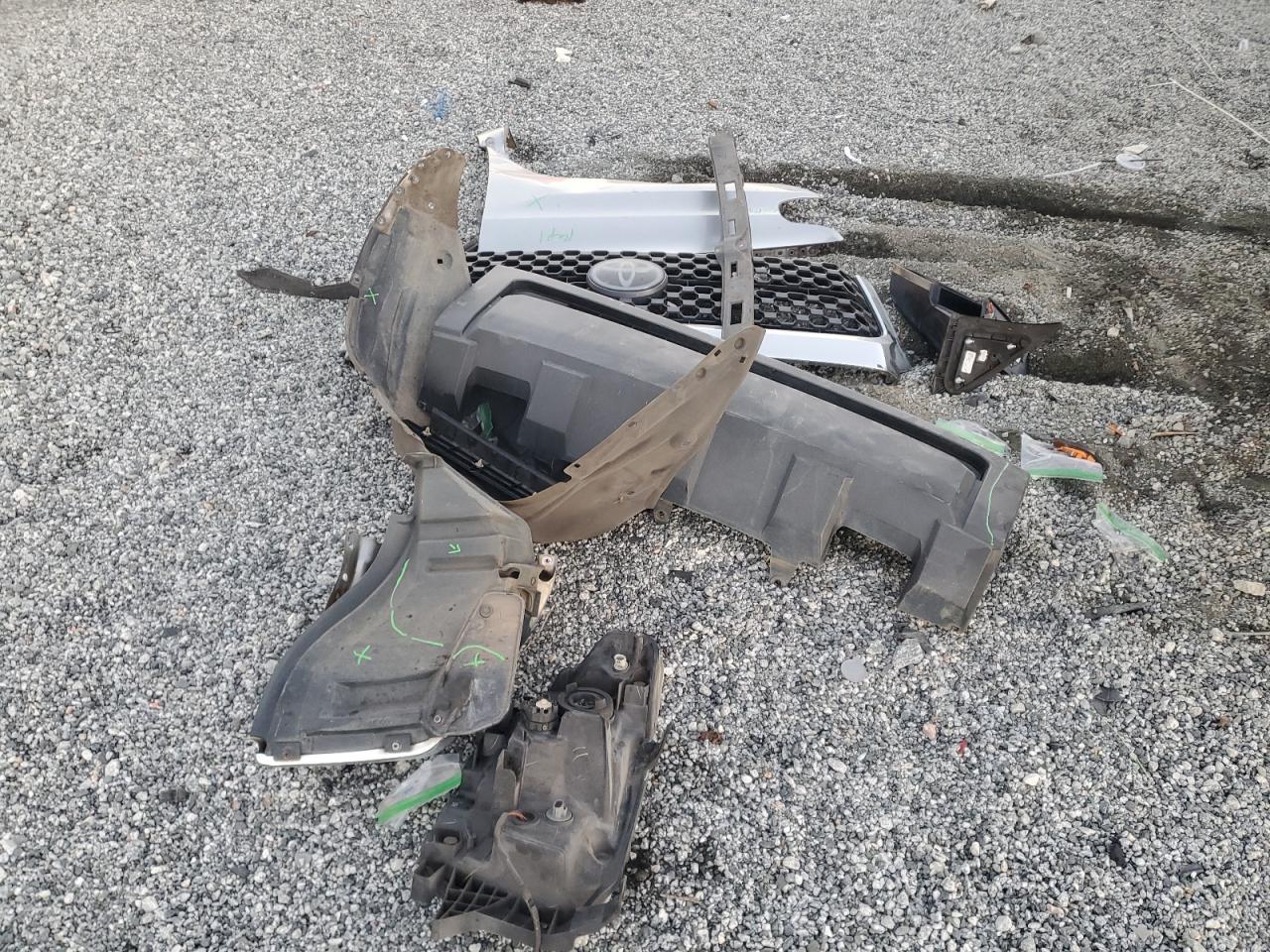 TOYOTA TUNDRA DOUBLE CAB SR