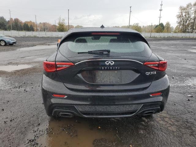 2017 INFINITI QX30 BASE #3280586397