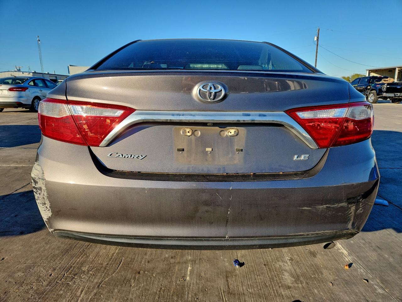 TOYOTA CAMRY LE
