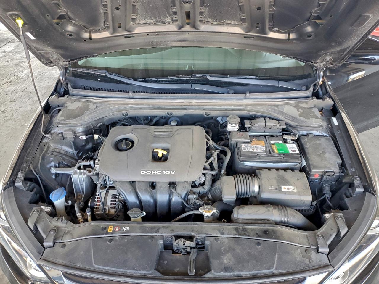 Lot #3310626822 2017 HYUNDAI ELANTRA SE