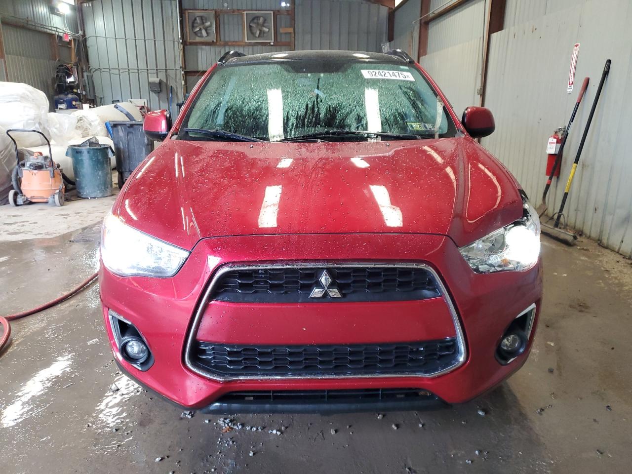 MITSUBISHI OUTLANDER SE