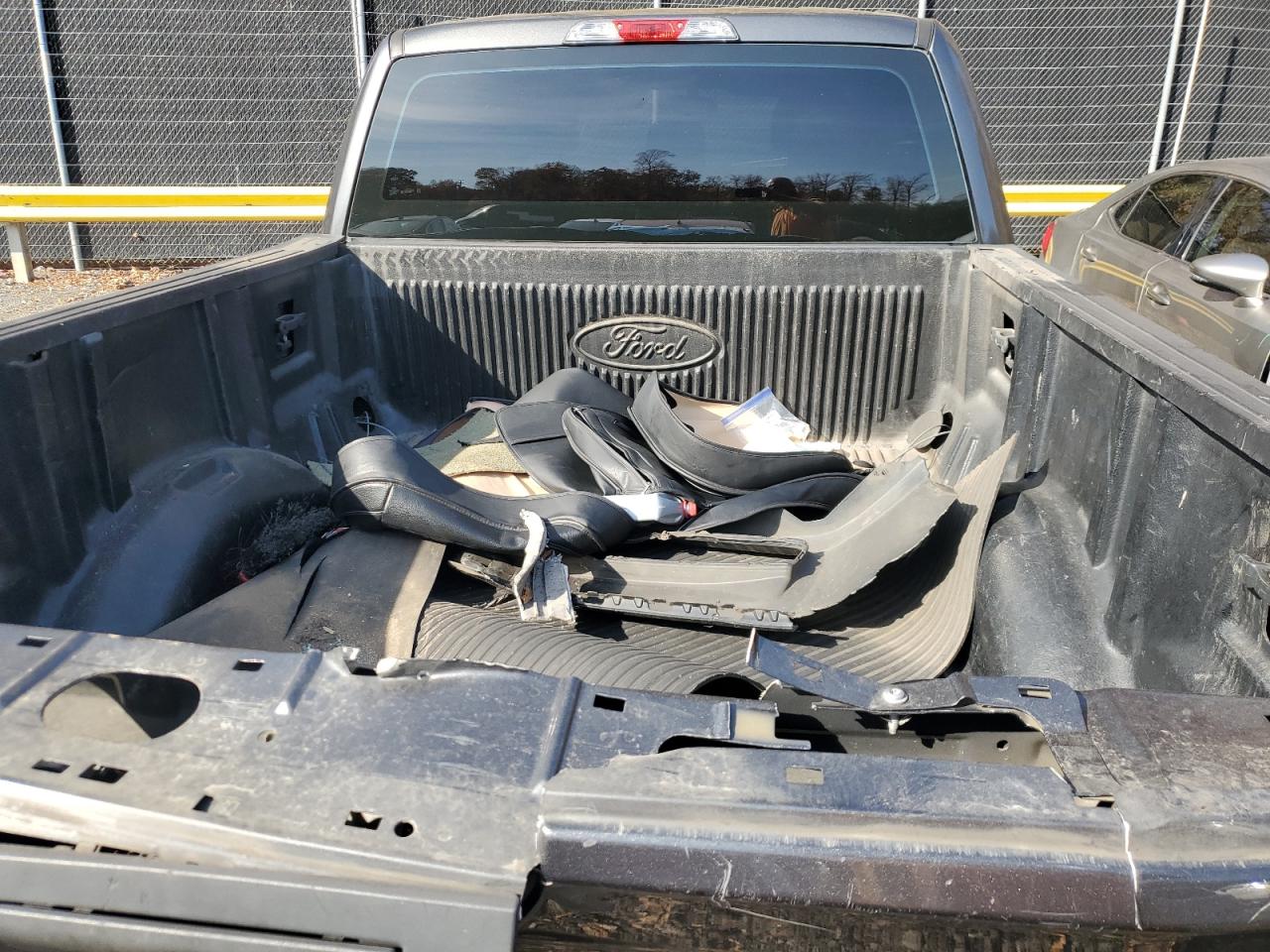 FORD F-150 SUPER CAB