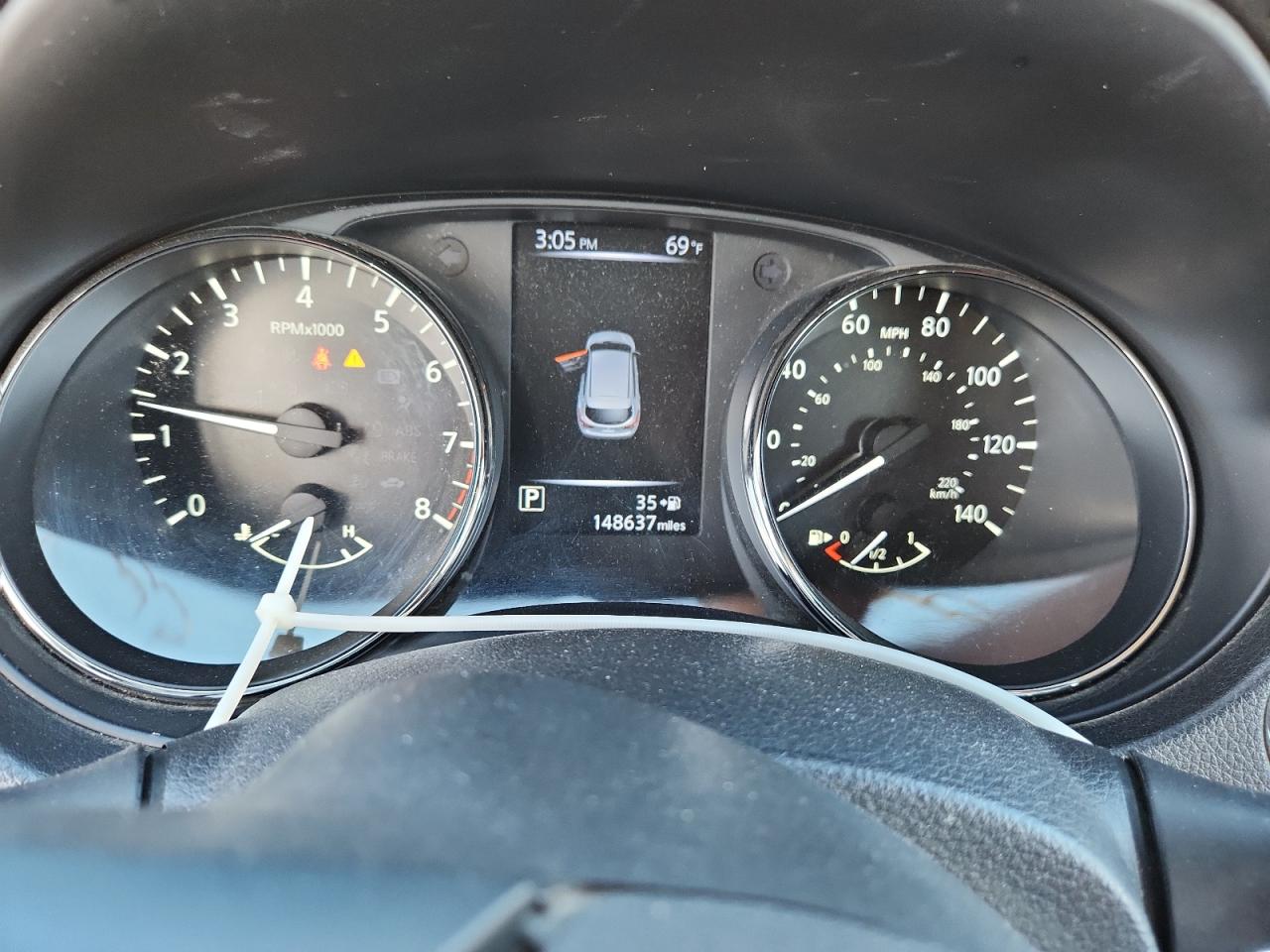 NISSAN ROGUE SPORT S