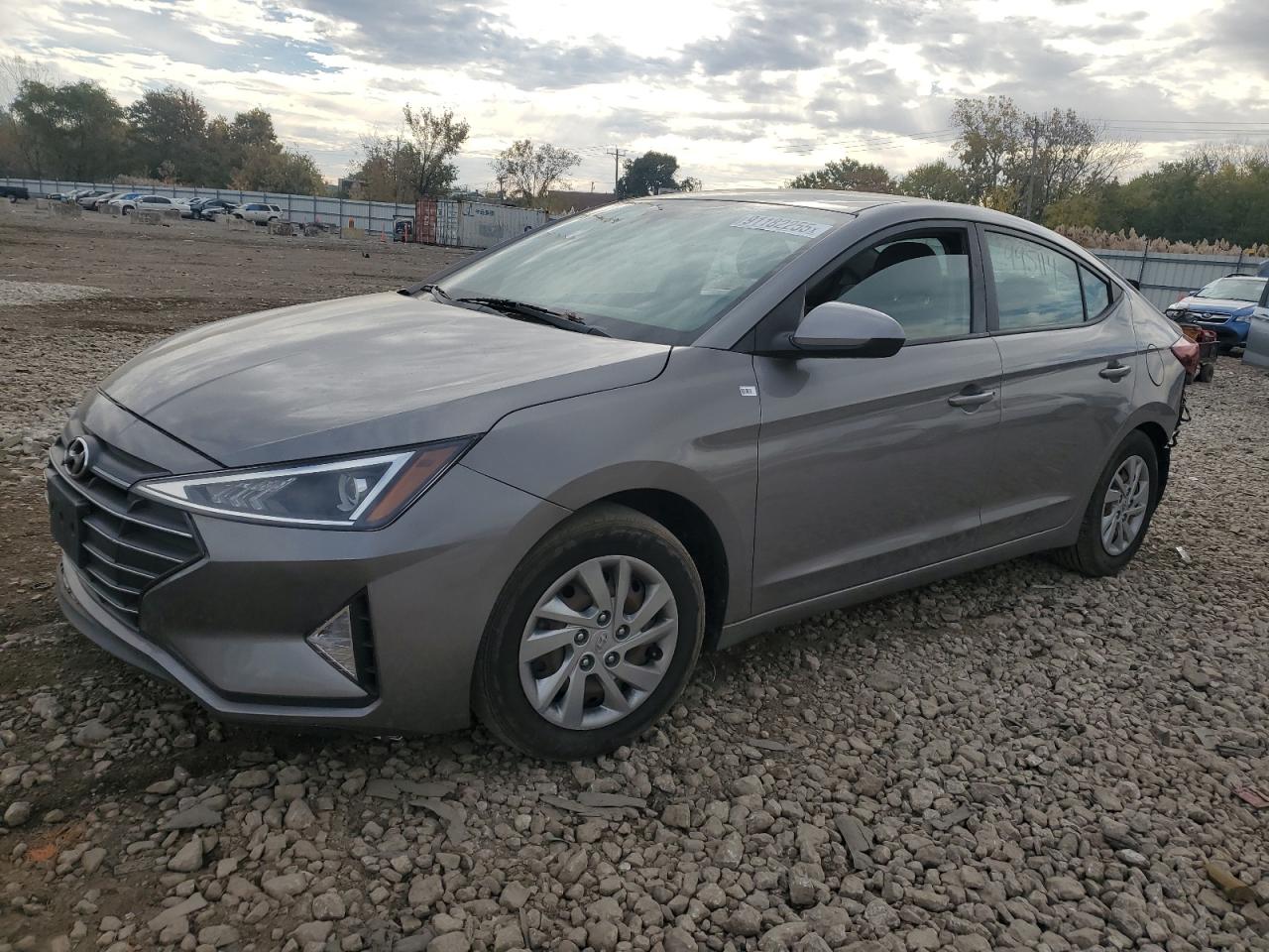 HYUNDAI ELANTRA SE