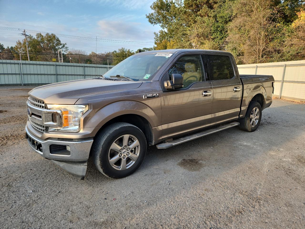 FORD F-150 SUPERCREW