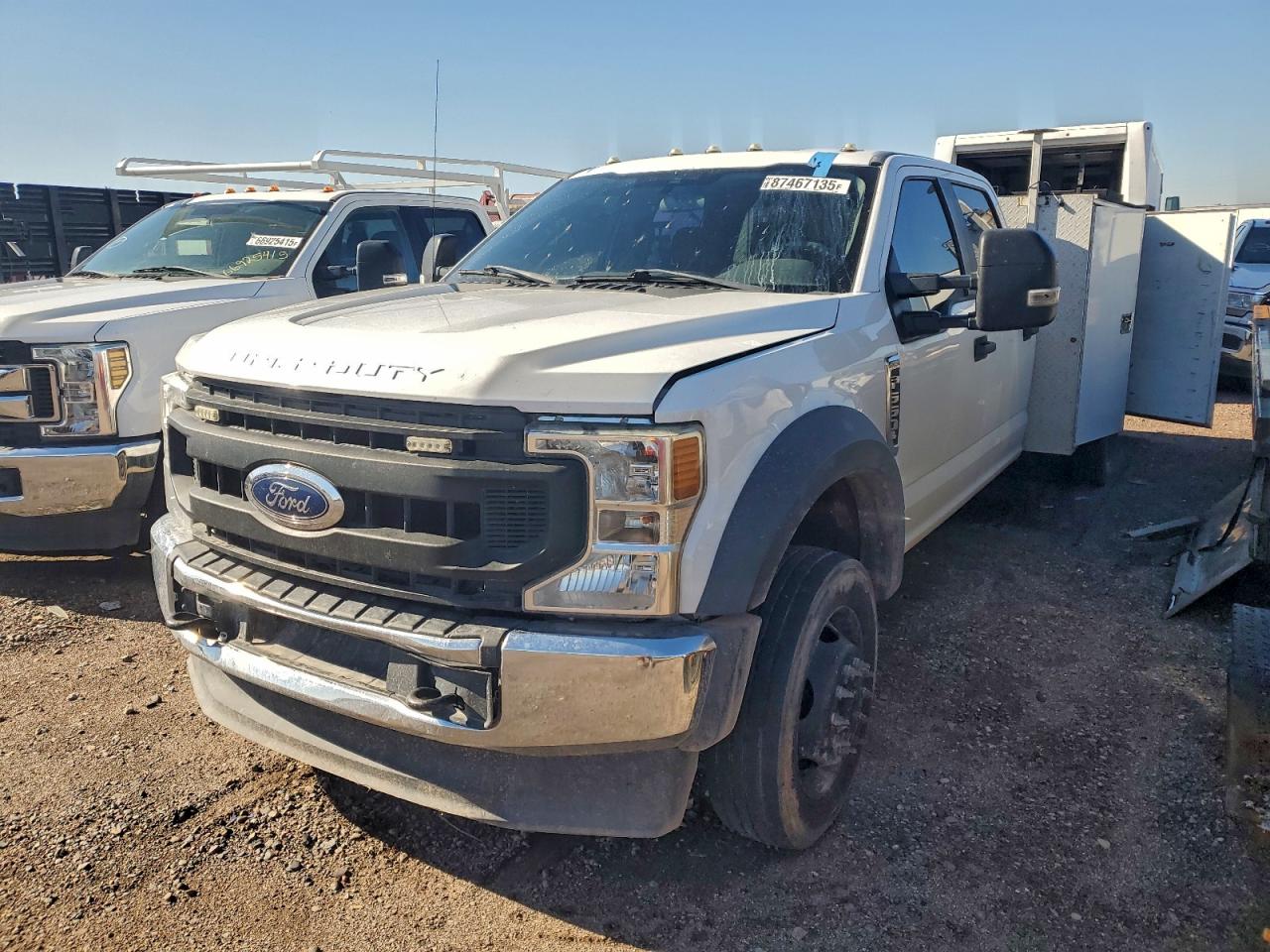 FORD F-550 SUPER DUTY