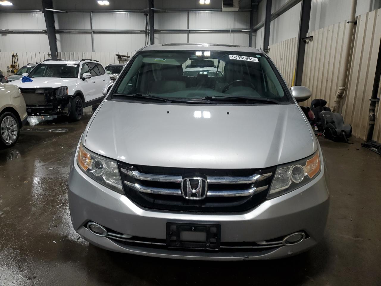 Lot #3302839900 2015 HONDA ODYSSEY EX