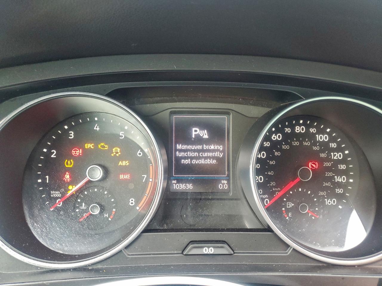 VOLKSWAGEN TIGUAN SE