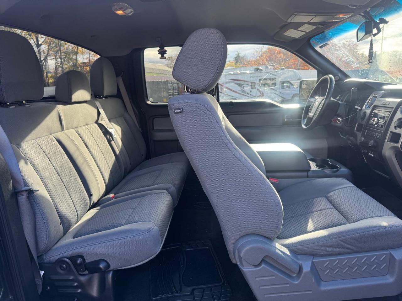 FORD F-150 SUPER CAB