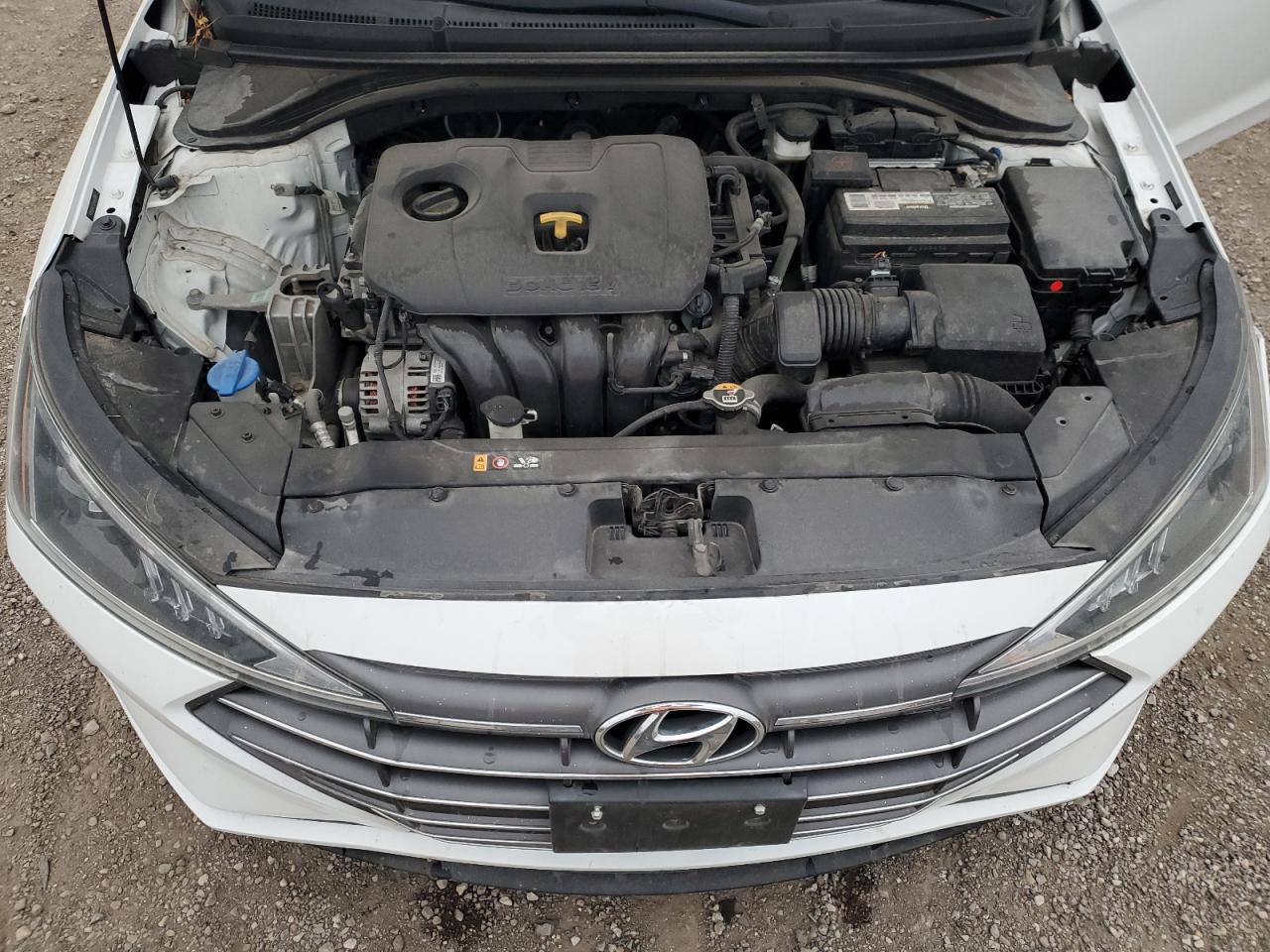 HYUNDAI ELANTRA SEL