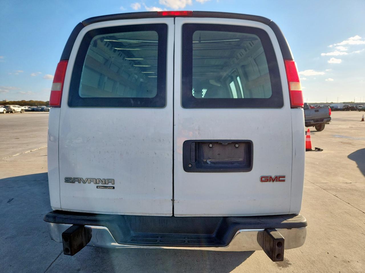 GMC SAVANA G2500