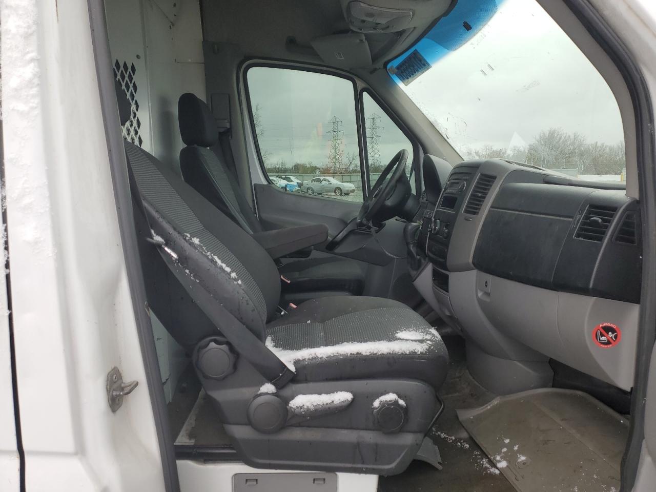 Lot #3291301447 2010 FREIGHTLINER SPRINTER 3